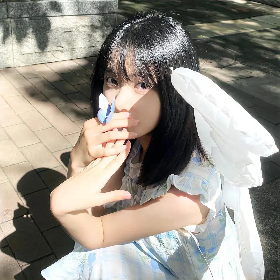 红。白。蓝